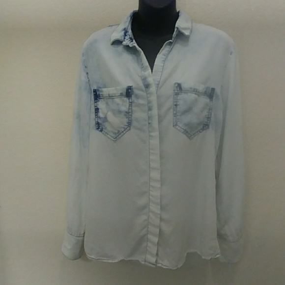 Thread & Supply Acid Wash Chambray Shirt - Picture 2 of 8